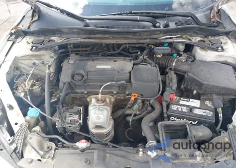 2016 Honda Accord Sport z USA, uszkodzony, nr VIN 1HGCR2F52GA175485